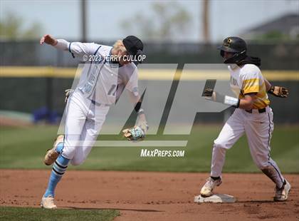 Thumbnail 2 in Union vs. Canyon View (UHSAA 3A Semifinal) photogallery.