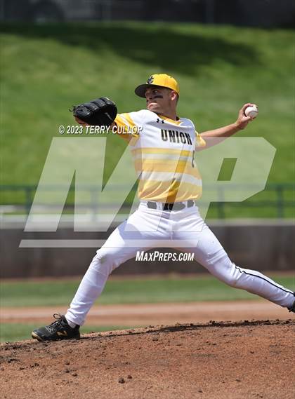 Thumbnail 1 in Union vs. Canyon View (UHSAA 3A Semifinal) photogallery.