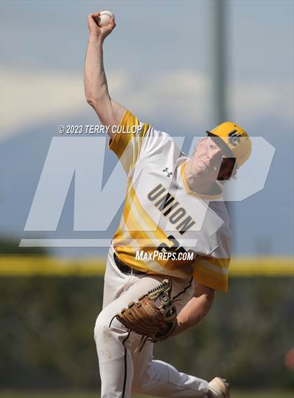 Thumbnail 1 in Union vs. Canyon View (UHSAA 3A Semifinal) photogallery.
