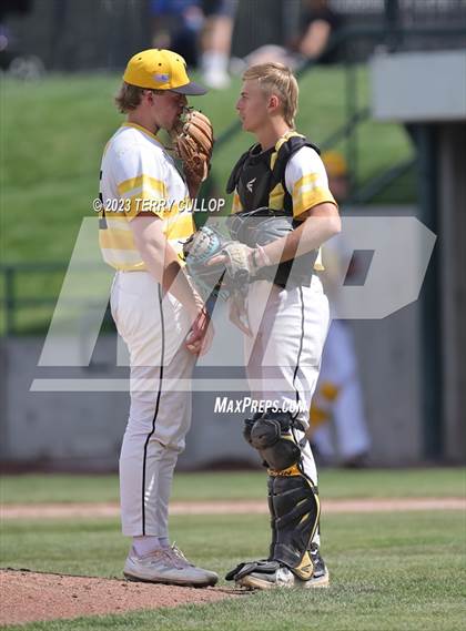 Thumbnail 2 in Union vs. Canyon View (UHSAA 3A Semifinal) photogallery.