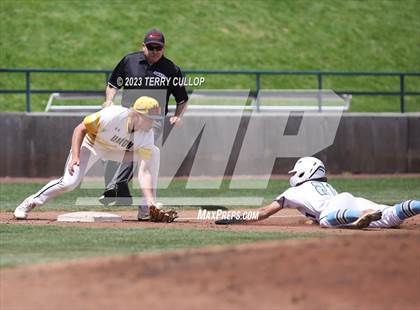 Thumbnail 3 in Union vs. Canyon View (UHSAA 3A Semifinal) photogallery.