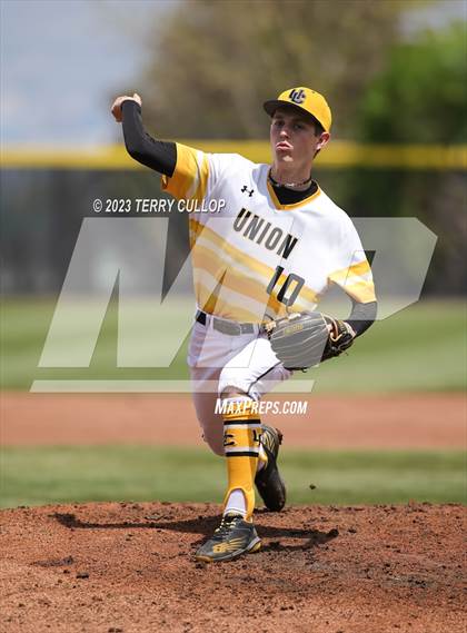 Thumbnail 1 in Union vs. Canyon View (UHSAA 3A Semifinal) photogallery.