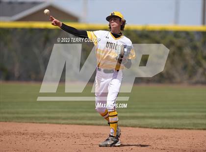 Thumbnail 2 in Union vs. Canyon View (UHSAA 3A Semifinal) photogallery.