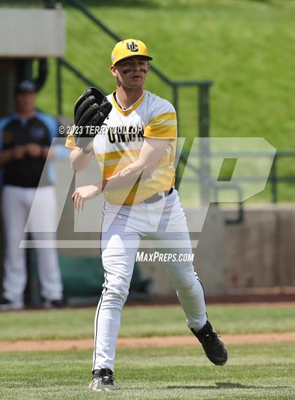 Thumbnail 1 in Union vs. Canyon View (UHSAA 3A Semifinal) photogallery.