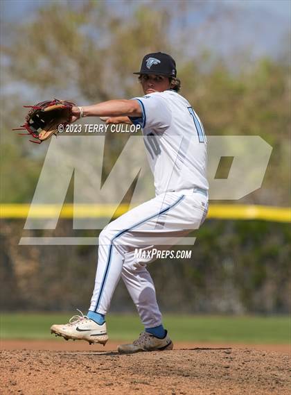Thumbnail 2 in Union vs. Canyon View (UHSAA 3A Semifinal) photogallery.