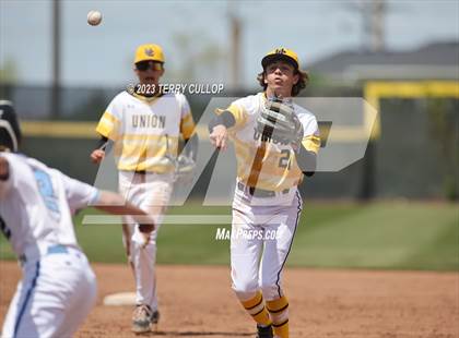 Thumbnail 1 in Union vs. Canyon View (UHSAA 3A Semifinal) photogallery.