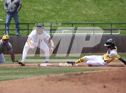 Thumbnail 3 in Union vs. Canyon View (UHSAA 3A Semifinal) photogallery.