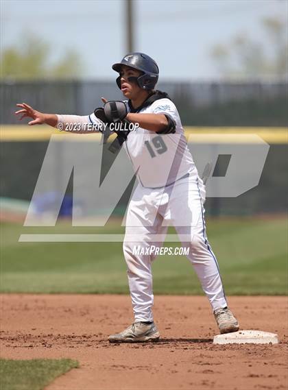 Thumbnail 1 in Union vs. Canyon View (UHSAA 3A Semifinal) photogallery.