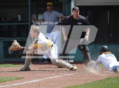 Thumbnail 2 in Union vs. Canyon View (UHSAA 3A Semifinal) photogallery.