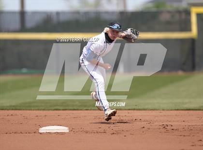 Thumbnail 1 in Union vs. Canyon View (UHSAA 3A Semifinal) photogallery.