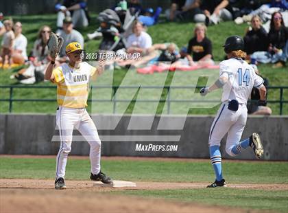 Thumbnail 1 in Union vs. Canyon View (UHSAA 3A Semifinal) photogallery.