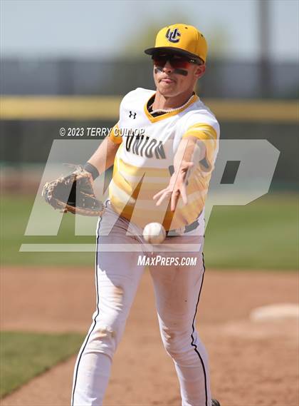 Thumbnail 3 in Union vs. Canyon View (UHSAA 3A Semifinal) photogallery.