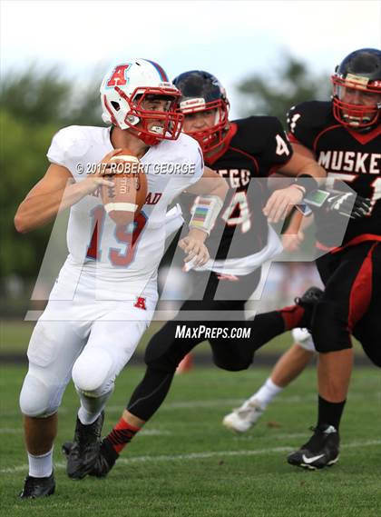 Thumbnail 1 in Arrowhead @ Muskego photogallery.