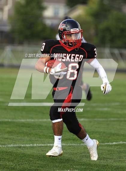 Thumbnail 2 in Arrowhead @ Muskego photogallery.
