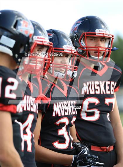 Thumbnail 2 in Arrowhead @ Muskego photogallery.