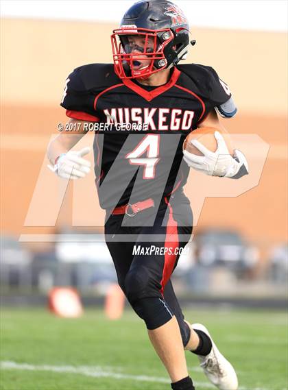 Thumbnail 2 in Arrowhead @ Muskego photogallery.