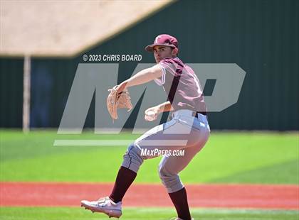 Thumbnail 2 in Tularosa vs. Menaul/Oak Grove (NMAA 2A Quarterfinal) photogallery.
