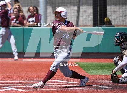 Thumbnail 1 in Tularosa vs. Menaul/Oak Grove (NMAA 2A Quarterfinal) photogallery.