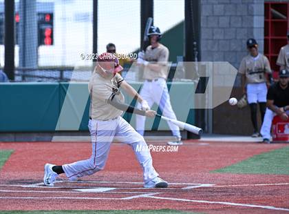Thumbnail 3 in Tularosa vs. Menaul/Oak Grove (NMAA 2A Quarterfinal) photogallery.