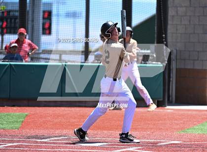 Thumbnail 2 in Tularosa vs. Menaul/Oak Grove (NMAA 2A Quarterfinal) photogallery.
