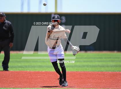 Thumbnail 3 in Tularosa vs. Menaul/Oak Grove (NMAA 2A Quarterfinal) photogallery.