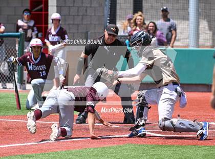 Thumbnail 2 in Tularosa vs. Menaul/Oak Grove (NMAA 2A Quarterfinal) photogallery.