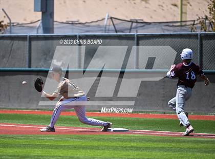 Thumbnail 2 in Tularosa vs. Menaul/Oak Grove (NMAA 2A Quarterfinal) photogallery.