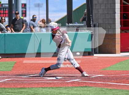 Thumbnail 2 in Tularosa vs. Menaul/Oak Grove (NMAA 2A Quarterfinal) photogallery.