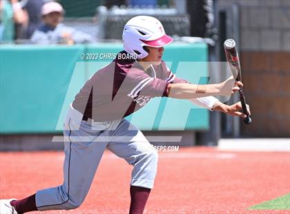 Thumbnail 2 in Tularosa vs. Menaul/Oak Grove (NMAA 2A Quarterfinal) photogallery.
