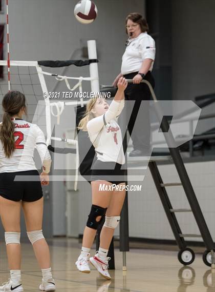 Thumbnail 2 in Atkins @ Perryville photogallery.