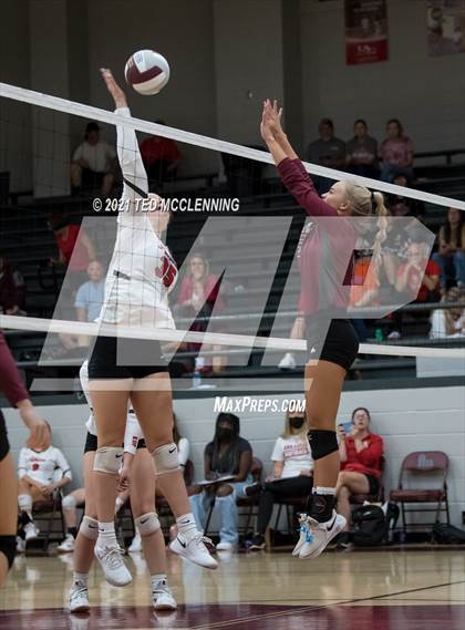 Thumbnail 3 in Atkins @ Perryville photogallery.