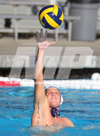 Thumbnail 1 in Granite Hills vs. Grossmont (San Diego Open) photogallery.