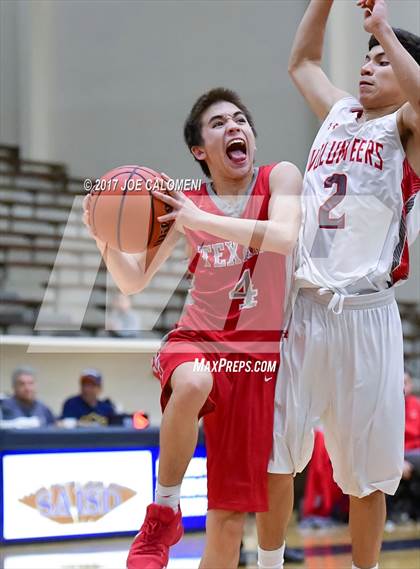 Thumbnail 1 in Ray vs Lee [Robert E.] (SAISD Invitational) photogallery.
