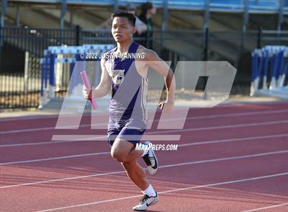Thumbnail 2 in AAA 4A Regional Track & Field Meet photogallery.