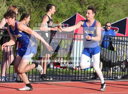 Thumbnail 1 in AAA 4A Regional Track & Field Meet photogallery.