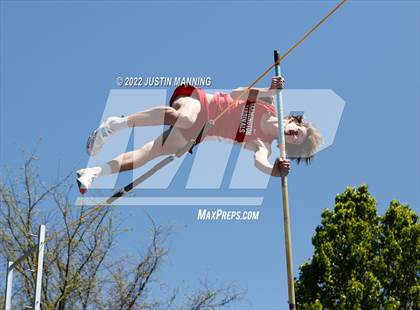 Thumbnail 2 in AAA 4A Regional Track & Field Meet photogallery.