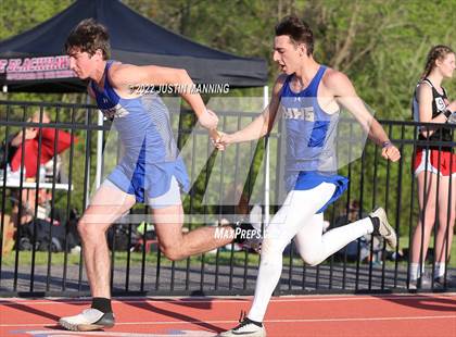 Thumbnail 2 in AAA 4A Regional Track & Field Meet photogallery.