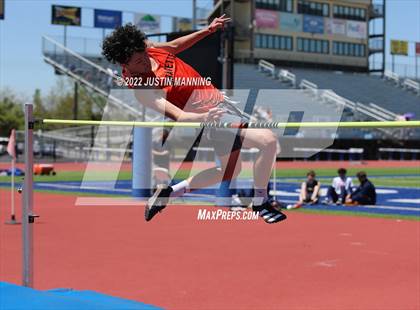 Thumbnail 2 in AAA 4A Regional Track & Field Meet photogallery.