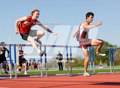 Thumbnail 2 in AAA 4A Regional Track & Field Meet photogallery.