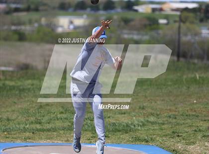 Thumbnail 2 in AAA 4A Regional Track & Field Meet photogallery.