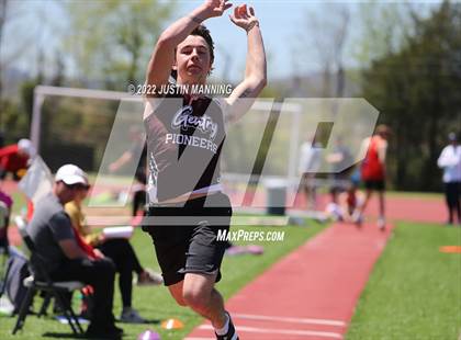Thumbnail 2 in AAA 4A Regional Track & Field Meet photogallery.