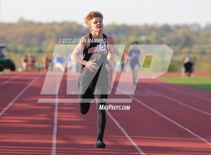 Thumbnail 3 in AAA 4A Regional Track & Field Meet photogallery.