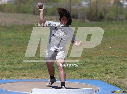 Thumbnail 1 in AAA 4A Regional Track & Field Meet photogallery.