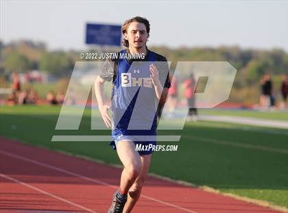Thumbnail 3 in AAA 4A Regional Track & Field Meet photogallery.