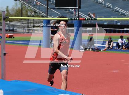 Thumbnail 3 in AAA 4A Regional Track & Field Meet photogallery.