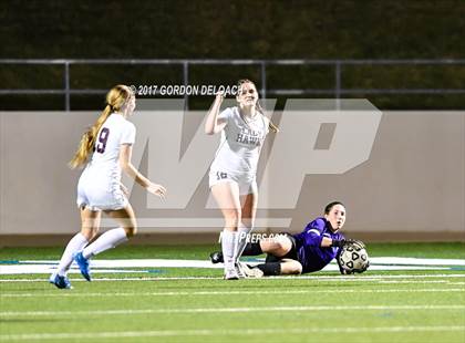 Thumbnail 3 in Red Oak vs. Lake Ridge (UIL 5A Regional Quarterfinal) photogallery.