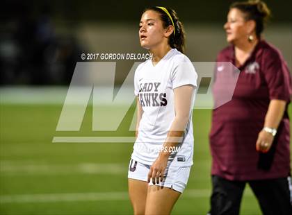 Thumbnail 3 in Red Oak vs. Lake Ridge (UIL 5A Regional Quarterfinal) photogallery.