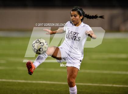 Thumbnail 3 in Red Oak vs. Lake Ridge (UIL 5A Regional Quarterfinal) photogallery.