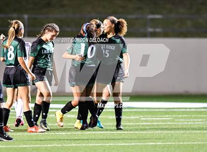 Thumbnail 3 in Red Oak vs. Lake Ridge (UIL 5A Regional Quarterfinal) photogallery.