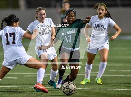 Thumbnail 3 in Red Oak vs. Lake Ridge (UIL 5A Regional Quarterfinal) photogallery.